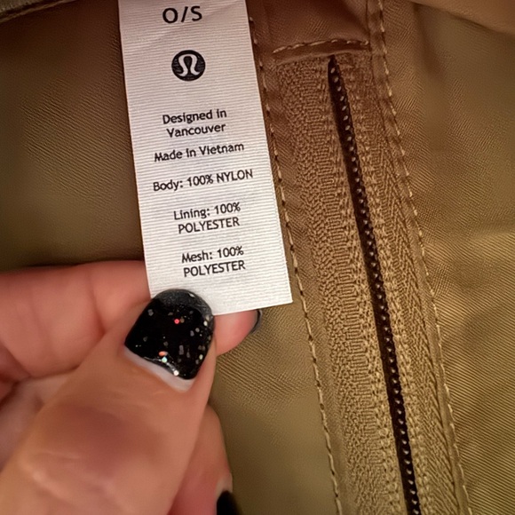 Lululemon Backpack - Picture 6 of 9